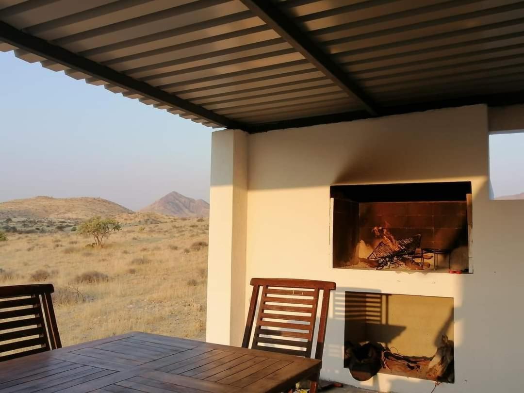 Achab Eco Cabin Usakos Екстер'єр фото